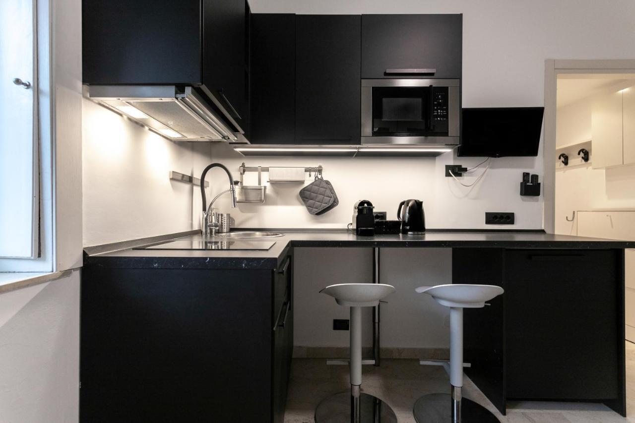 Luna Homes - Studio In Corso Sempione Milánó Kültér fotó
