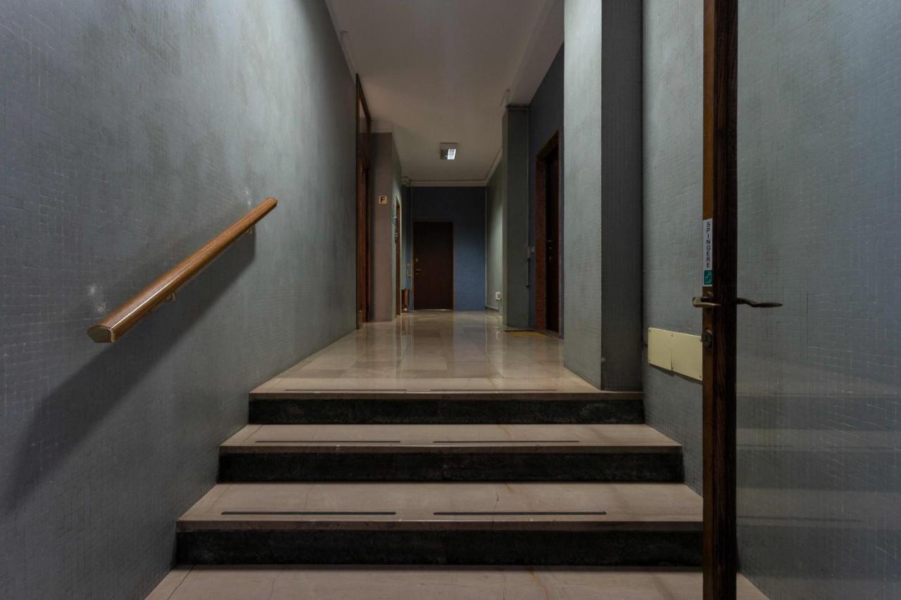 Luna Homes - Studio In Corso Sempione Milánó Kültér fotó