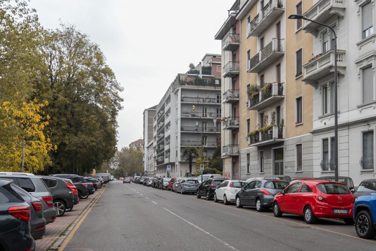 Luna Homes - Studio In Corso Sempione Milánó Kültér fotó
